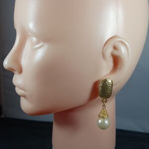 Vintage Two Sisters Faux Pearl Gold Tone Earrings